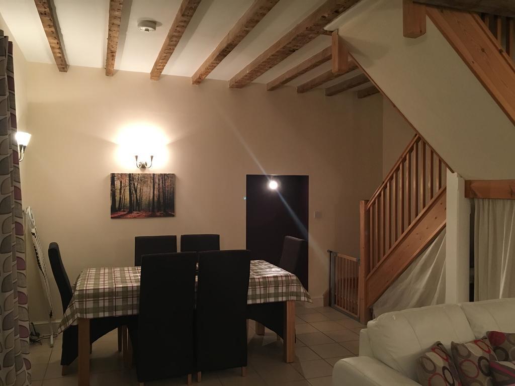 The Stables Villa Hope Bowdler Eksteriør bilde